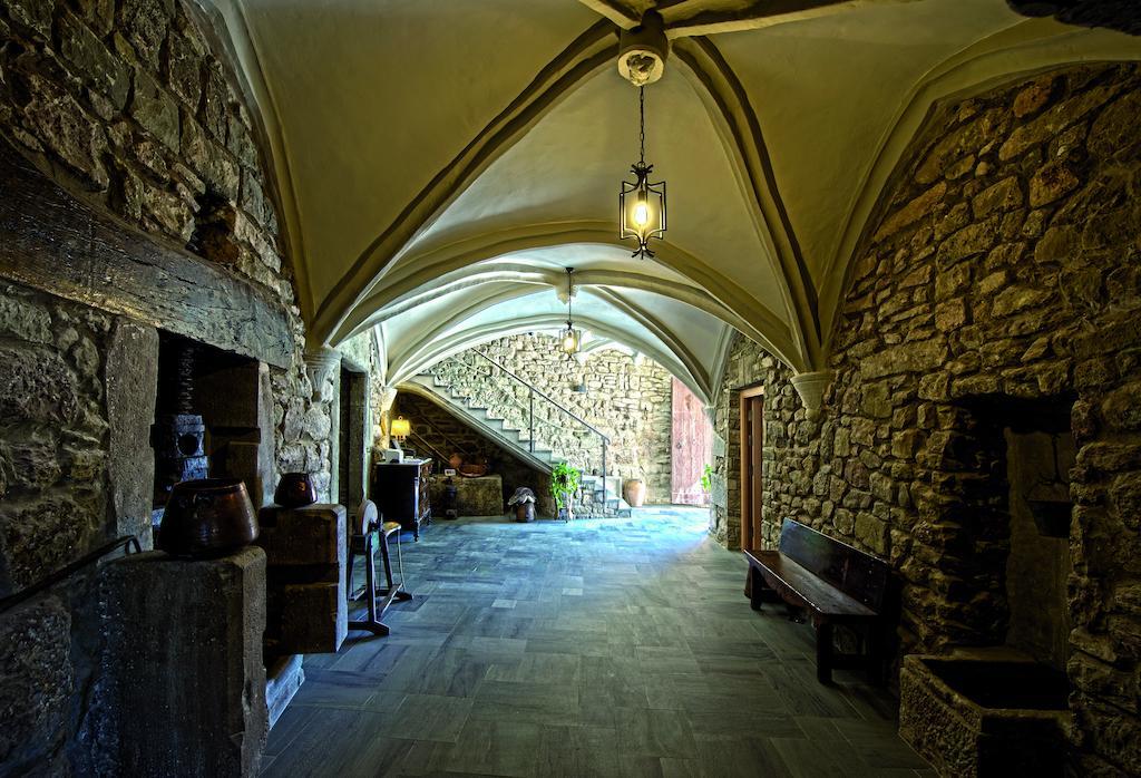 Hostal Palouet De Segarra エクステリア 写真