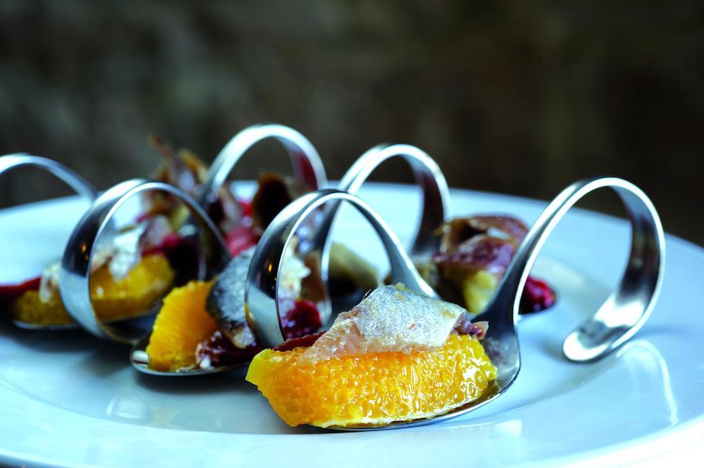 Hostal Palouet De Segarra エクステリア 写真