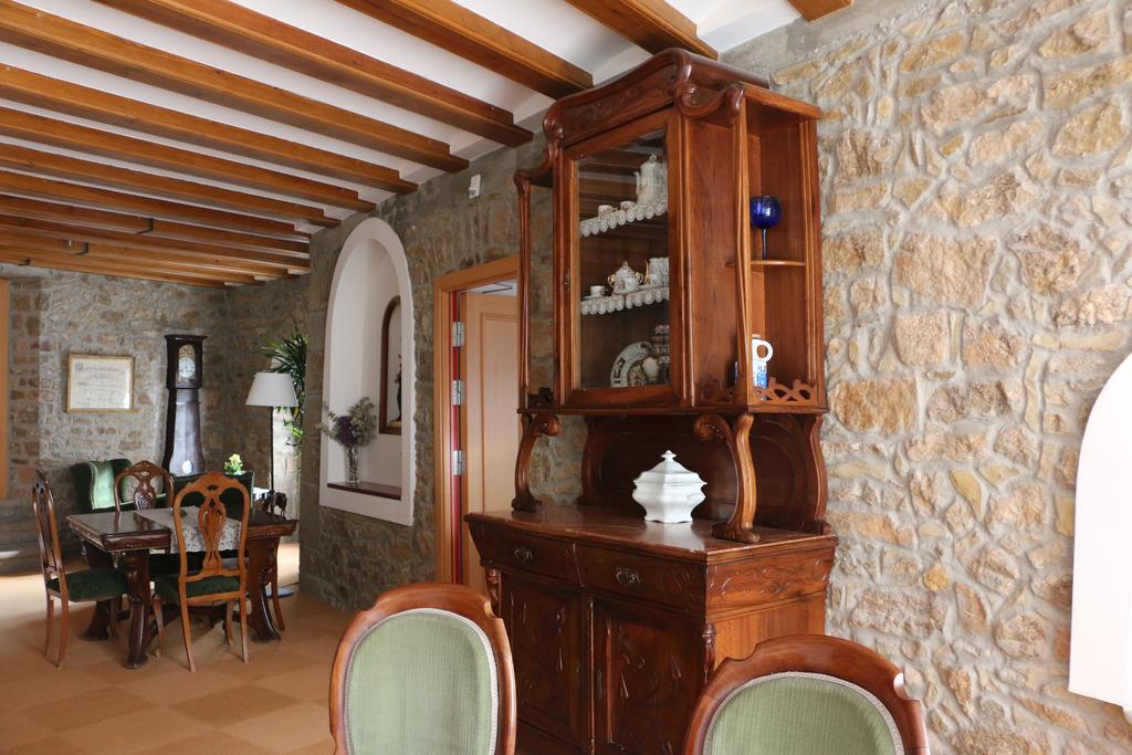 Hostal Palouet De Segarra エクステリア 写真