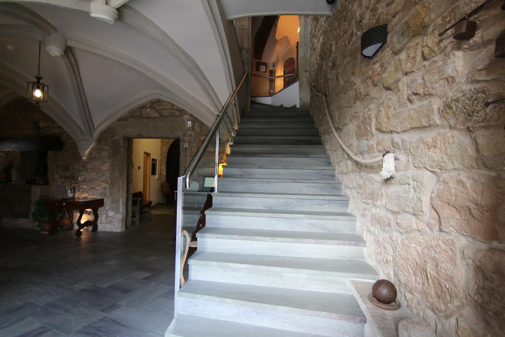 Hostal Palouet De Segarra エクステリア 写真