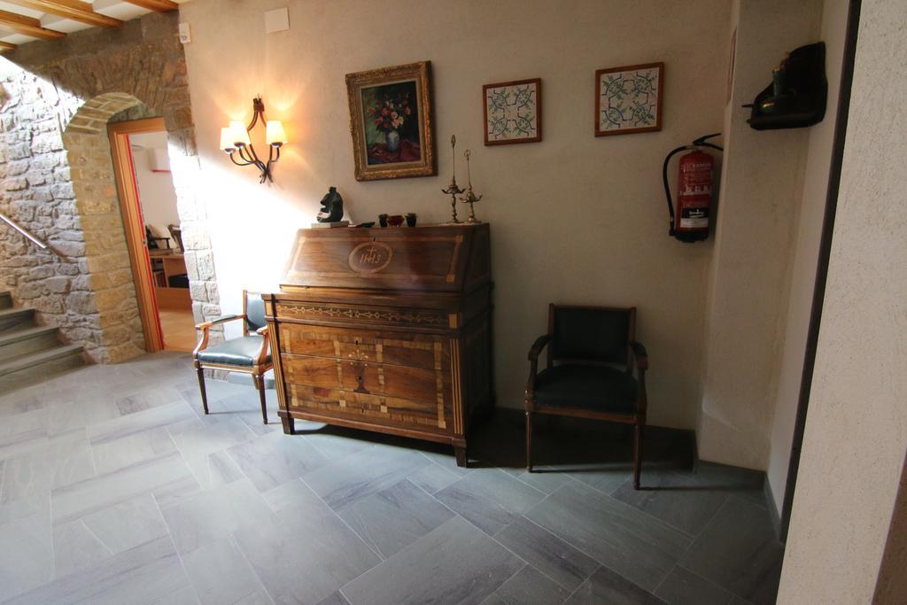 Hostal Palouet De Segarra エクステリア 写真